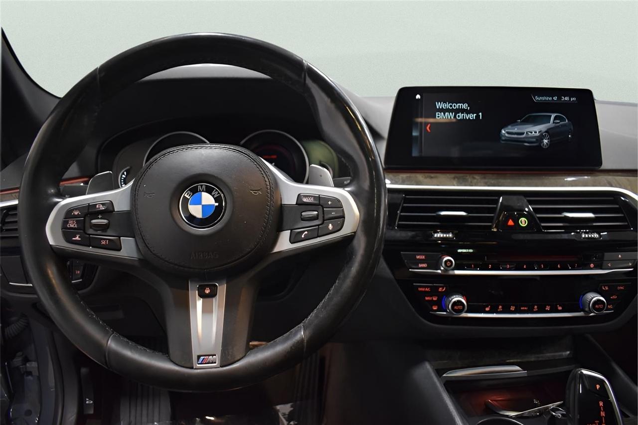 BMW 5-Series  2019