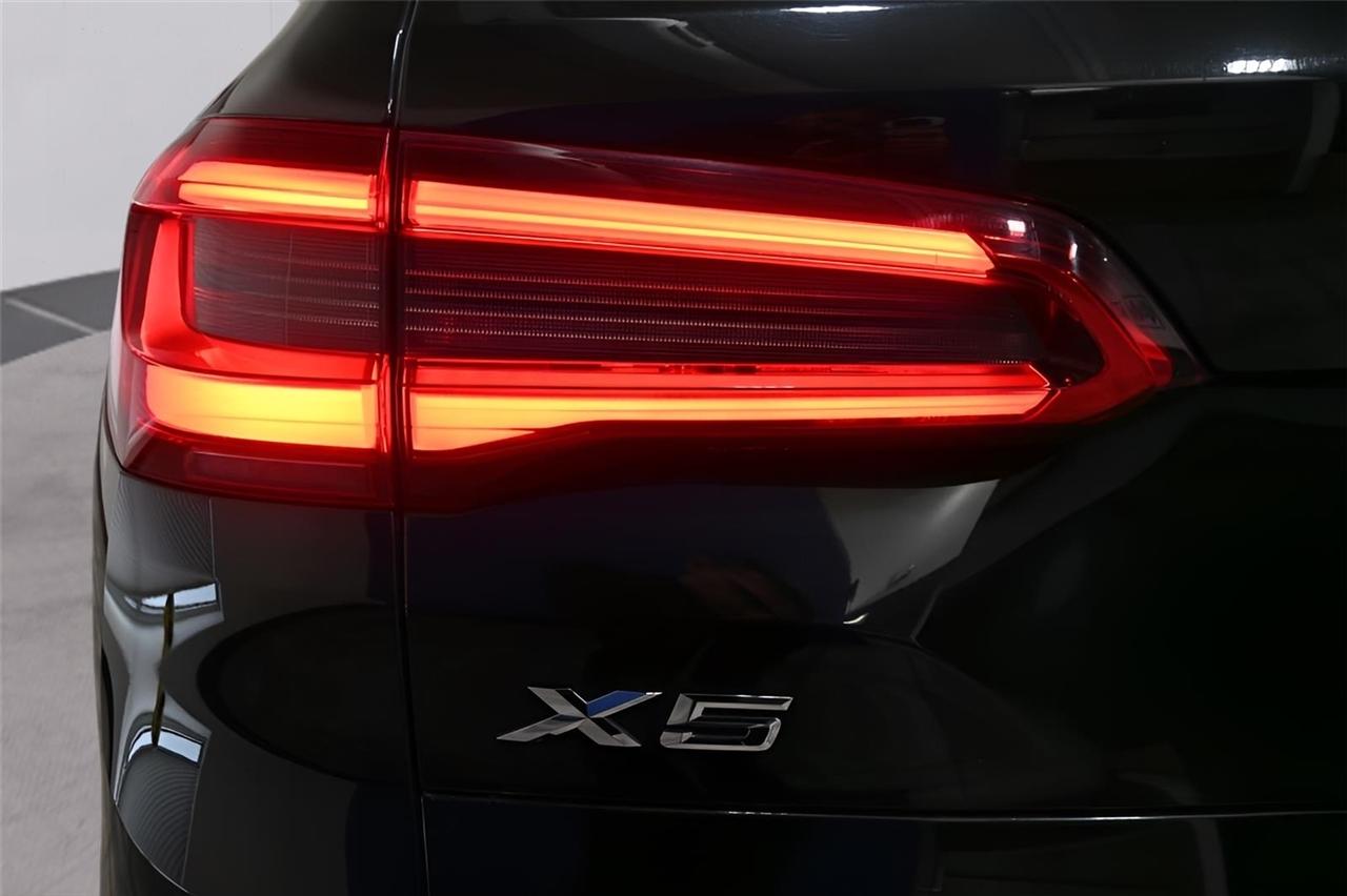 BMW X5  2019