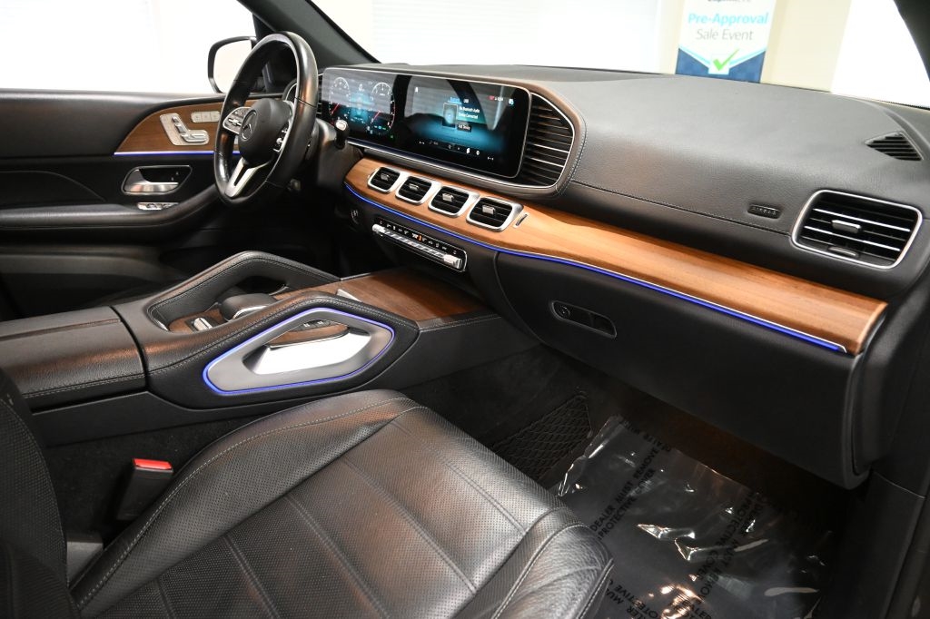 Mercedes-Benz GLS-Class  2021