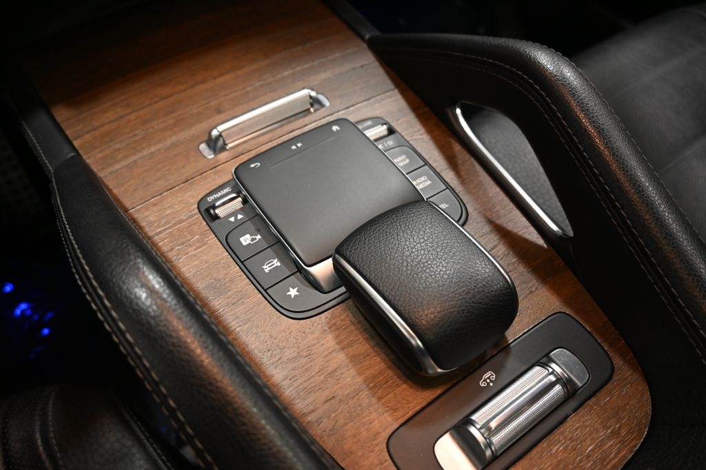 Mercedes-Benz GLS-Class  2021