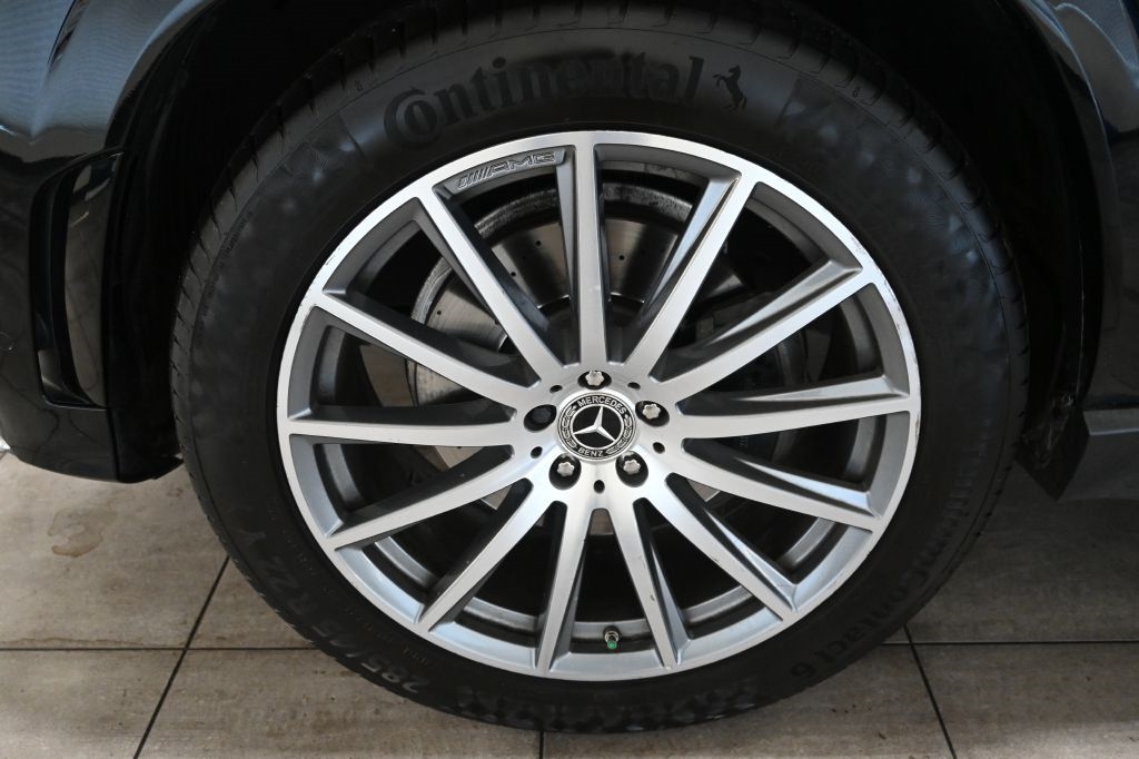 Mercedes-Benz GLS-Class  2021