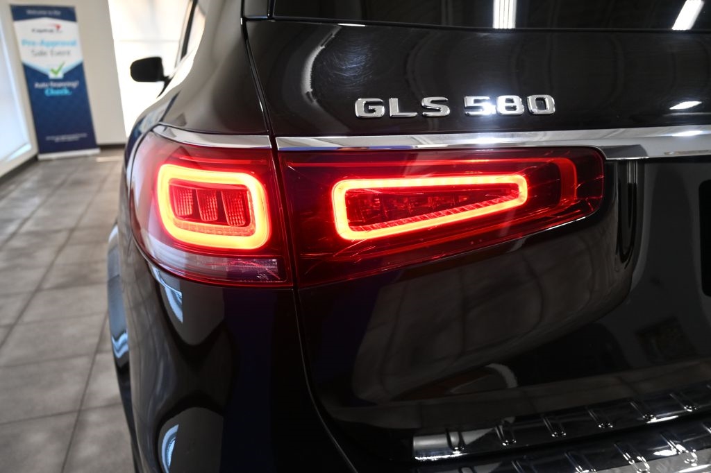 Mercedes-Benz GLS-Class  2021