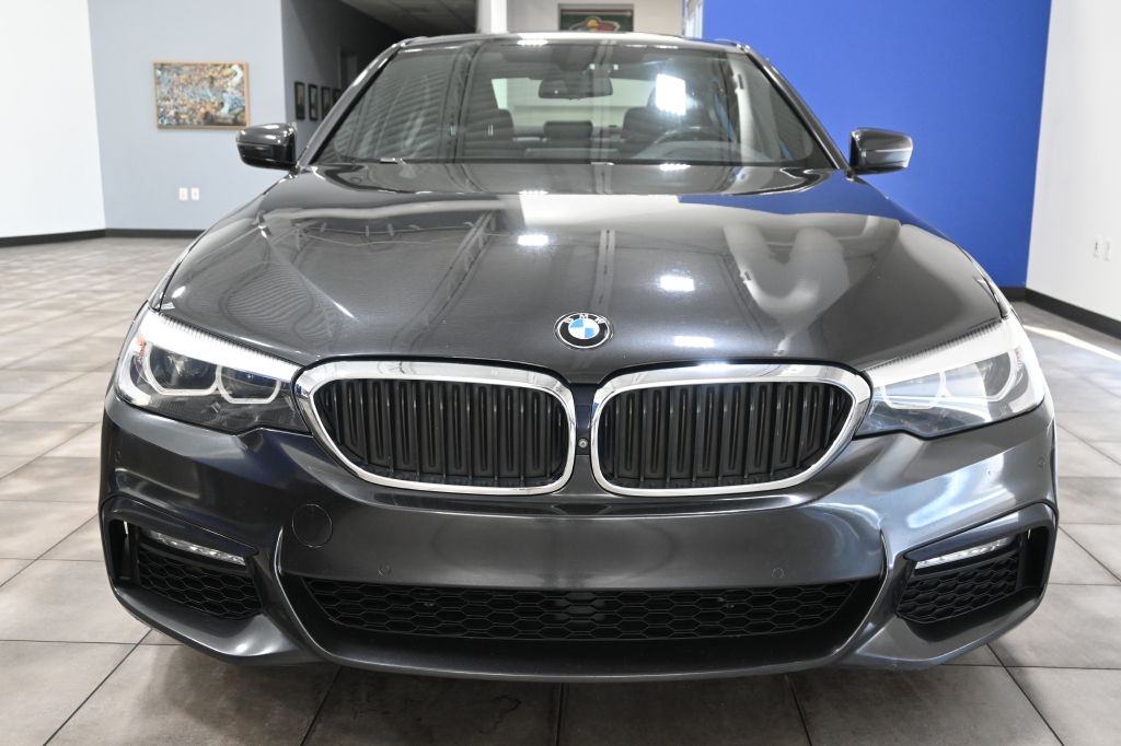 BMW 5-Series  2018