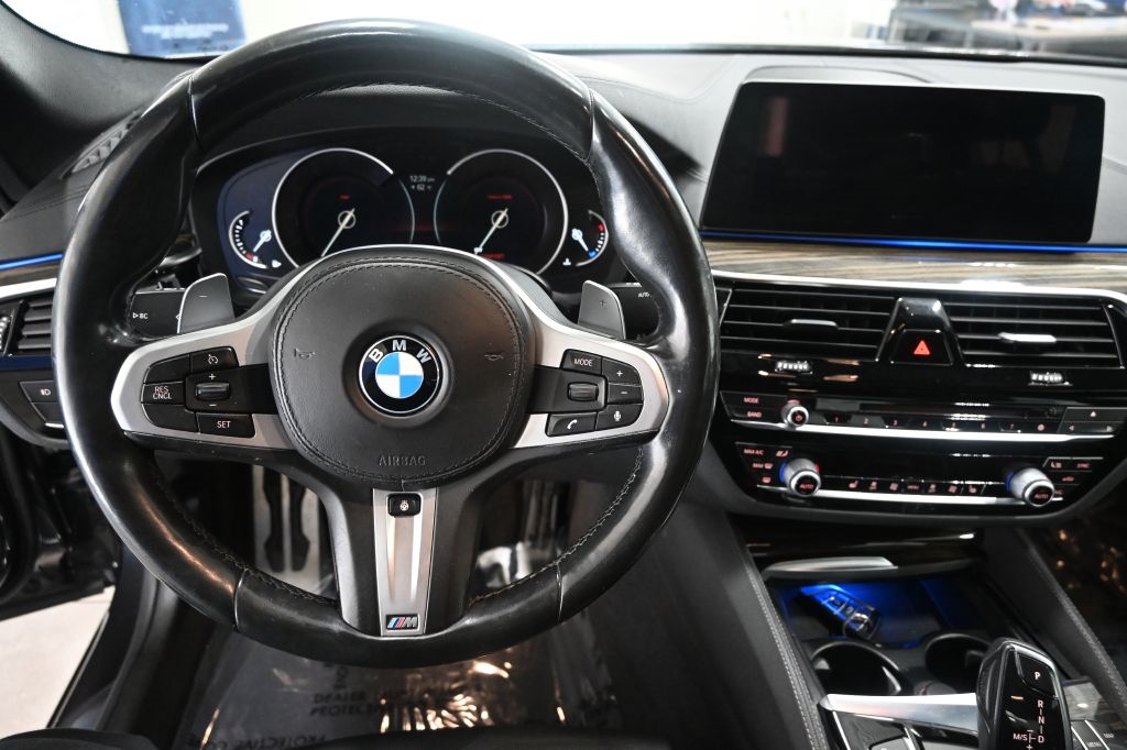 BMW 5-Series  2018
