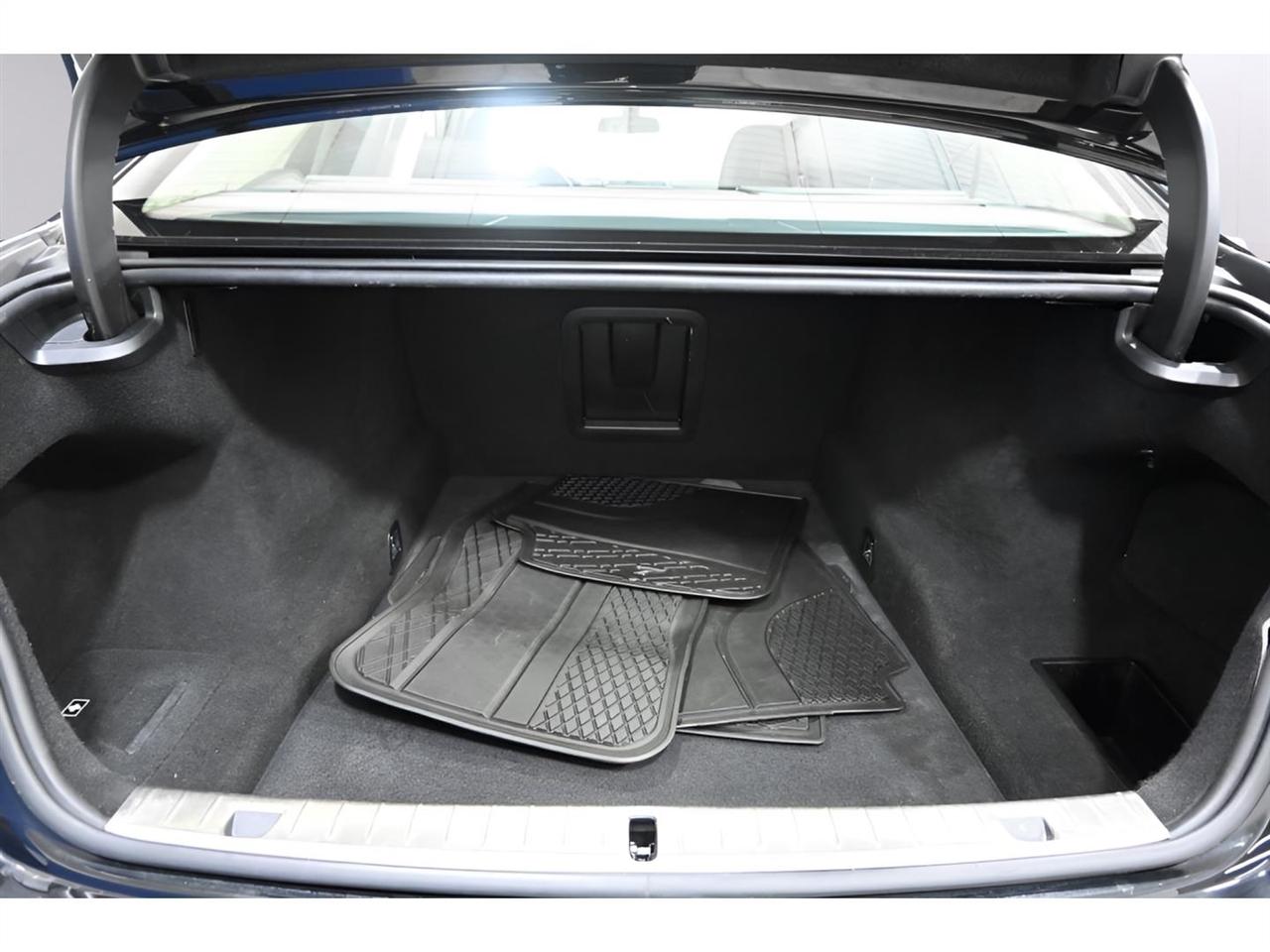 BMW 7-Series  2020