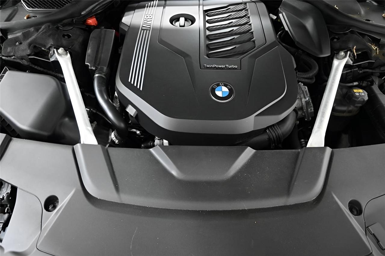 BMW 7-Series  2020