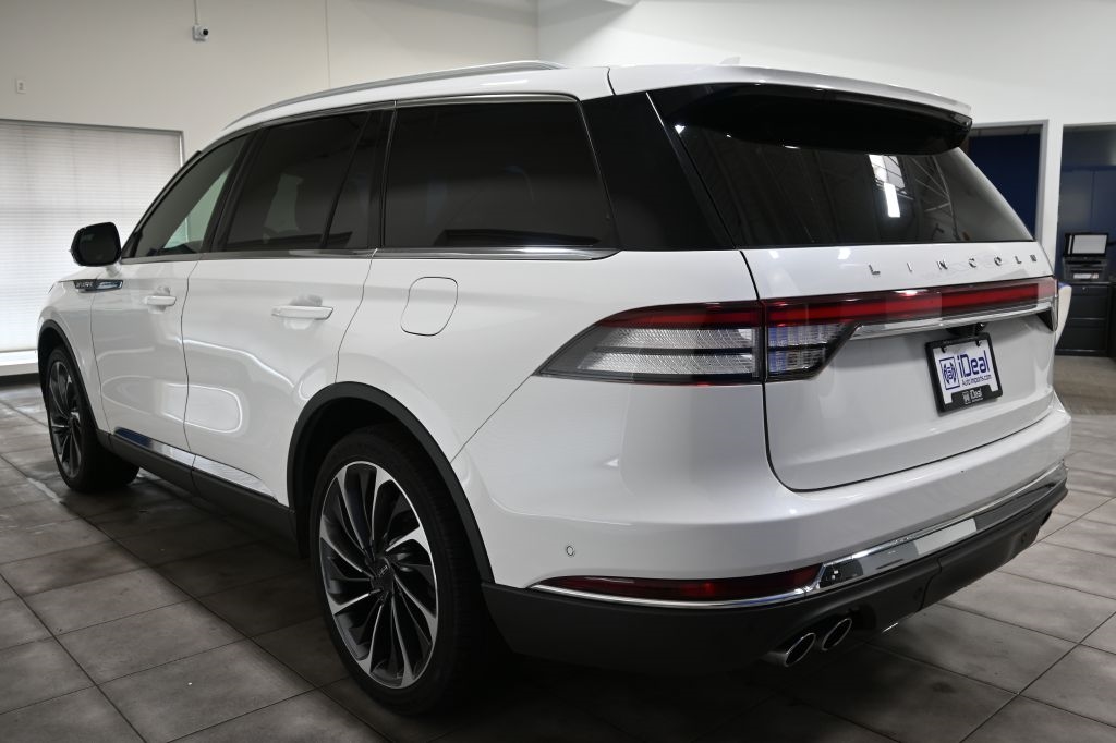 Lincoln Aviator  2021