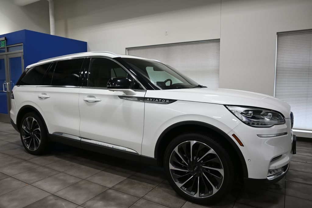Lincoln Aviator  2021
