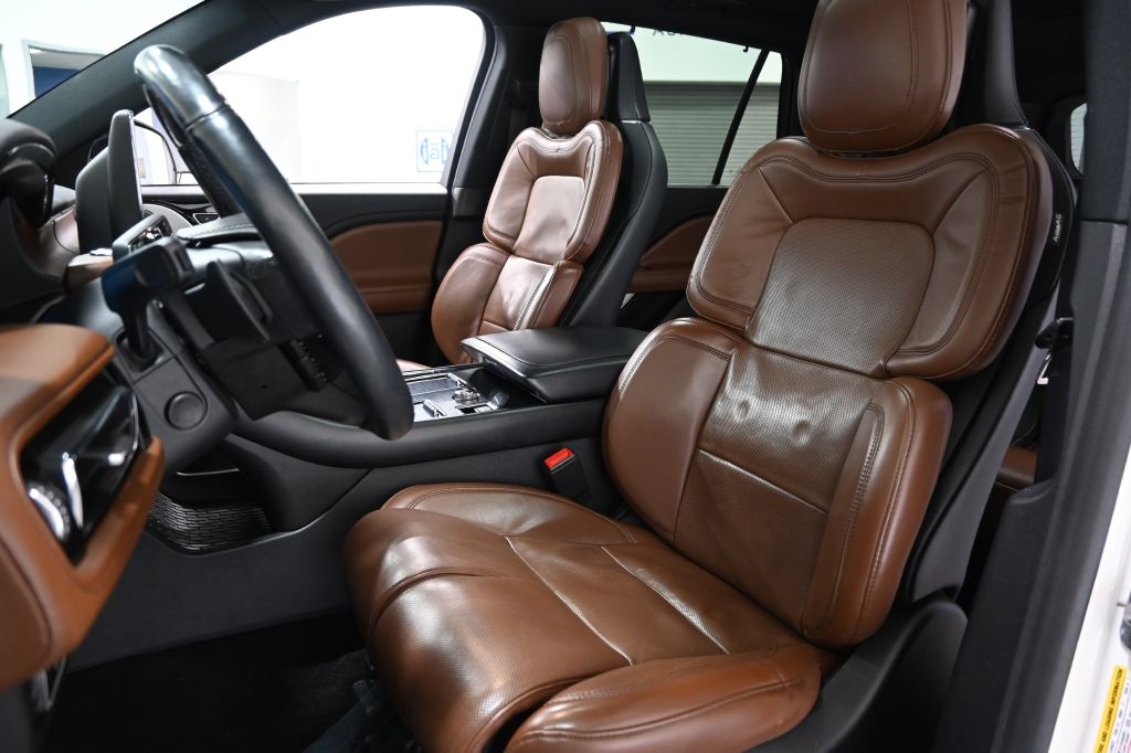 Lincoln Aviator  2021