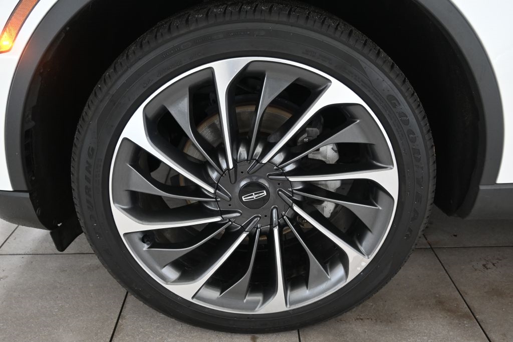 Lincoln Aviator  2021