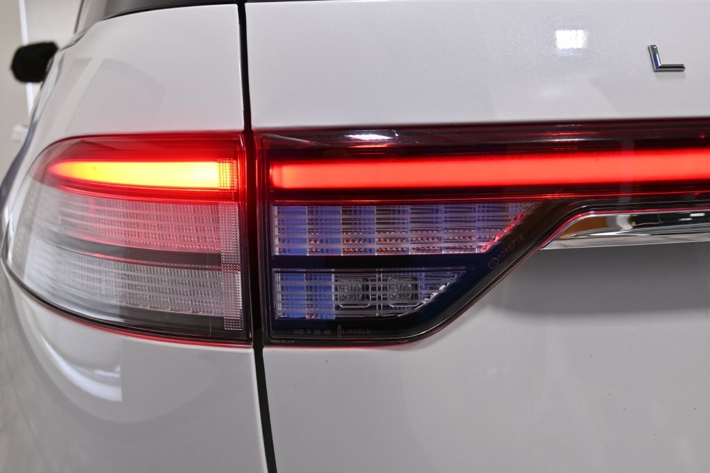 Lincoln Aviator  2021