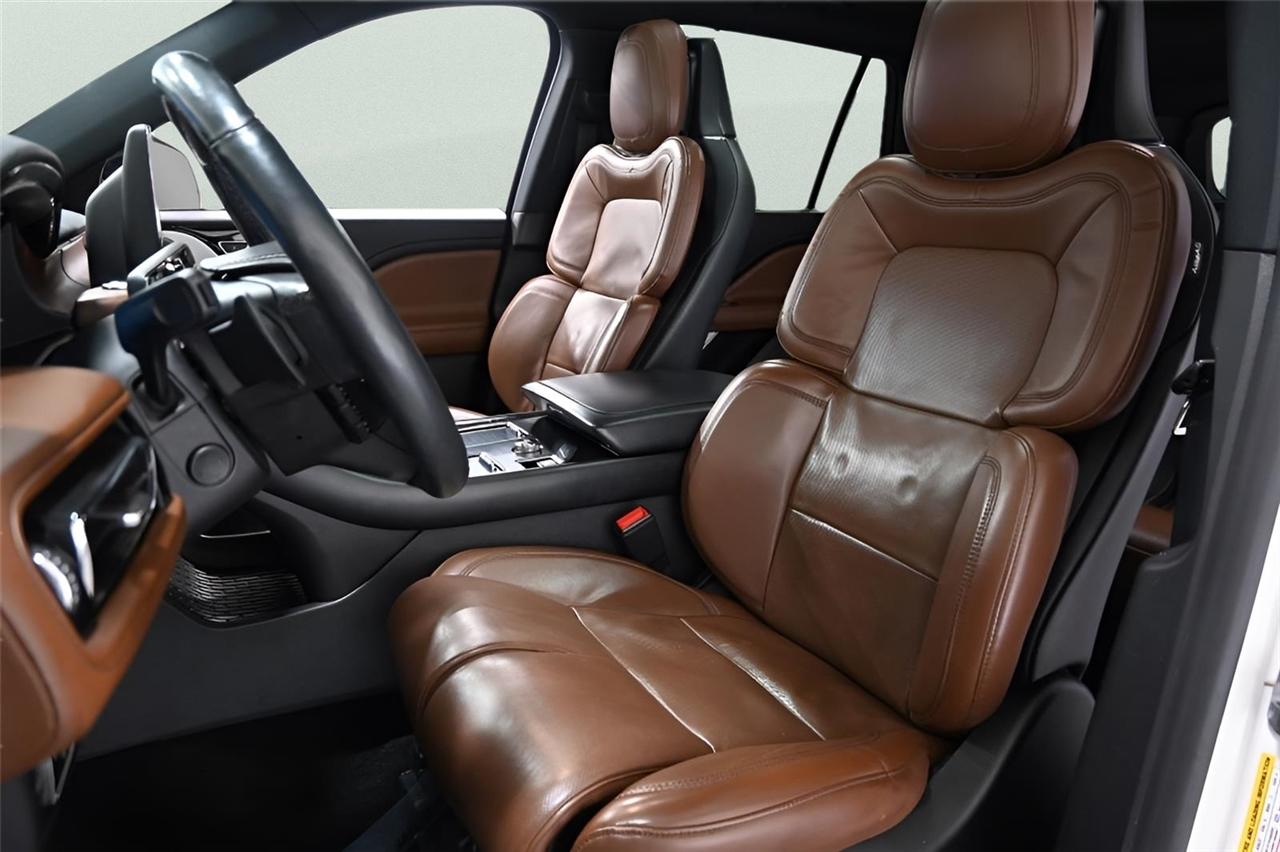 Lincoln Aviator  2021