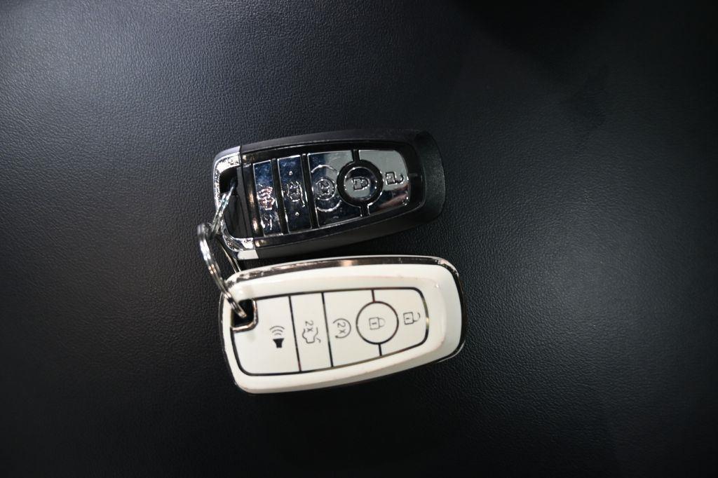 Lincoln Aviator  2021