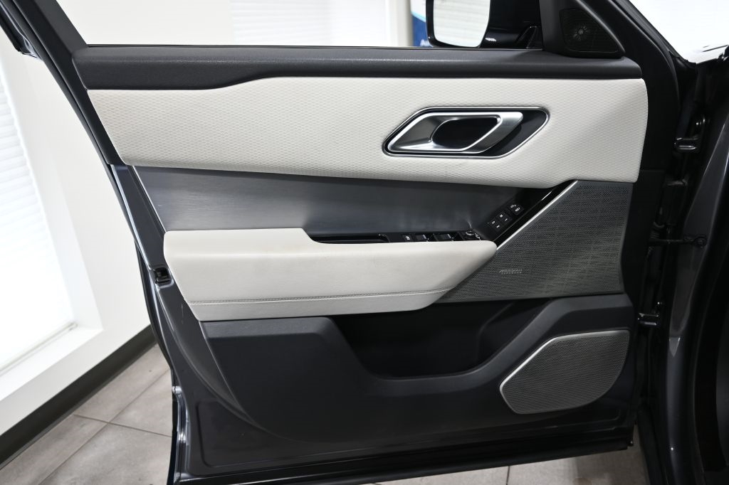 Land Rover Range Rover Velar  2019