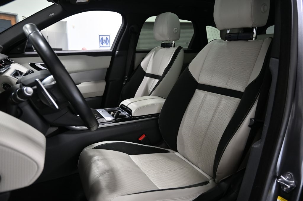 Land Rover Range Rover Velar  2019