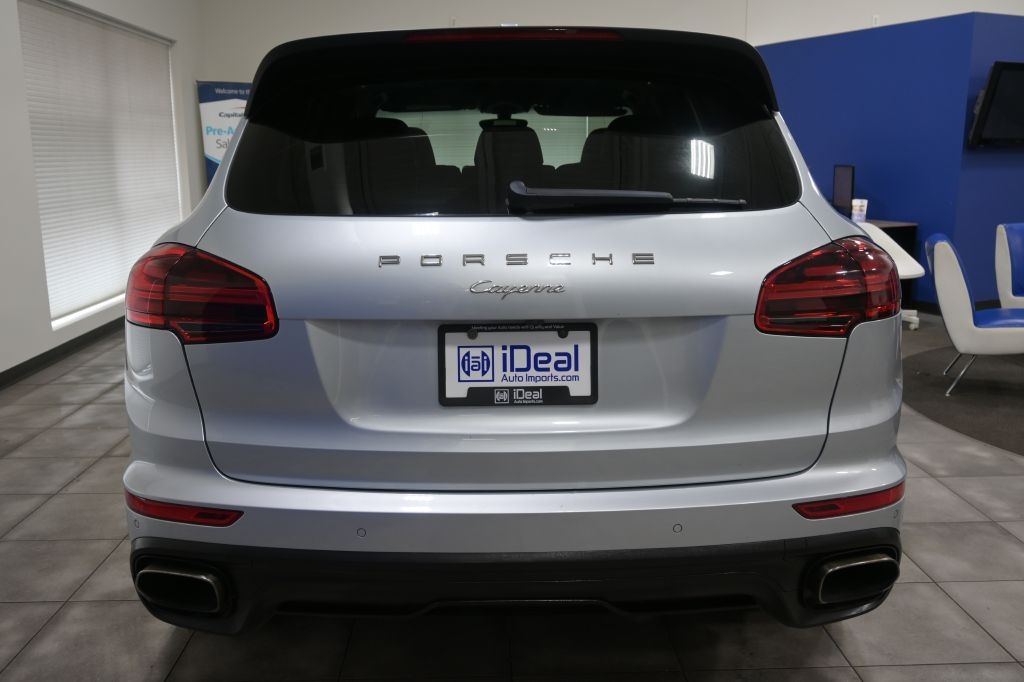 Porsche Cayenne  2018