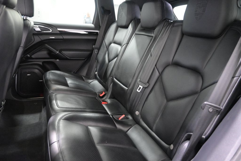 Porsche Cayenne  2018