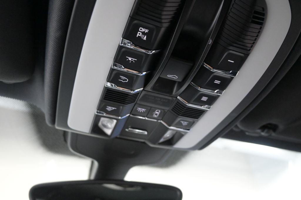 Porsche Cayenne  2018