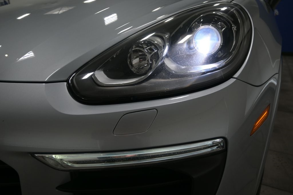 Porsche Cayenne  2018