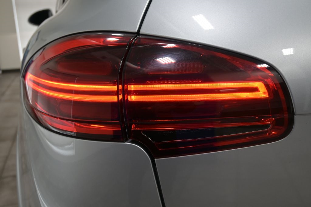 Porsche Cayenne  2018