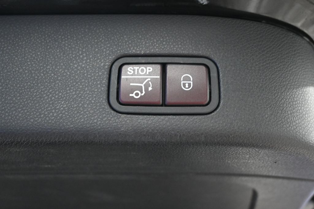 Mercedes-Benz GLS-Class  2017