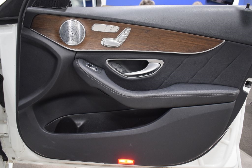 Mercedes-Benz C-Class  2020