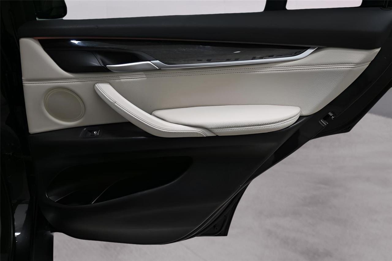 BMW X5  2016