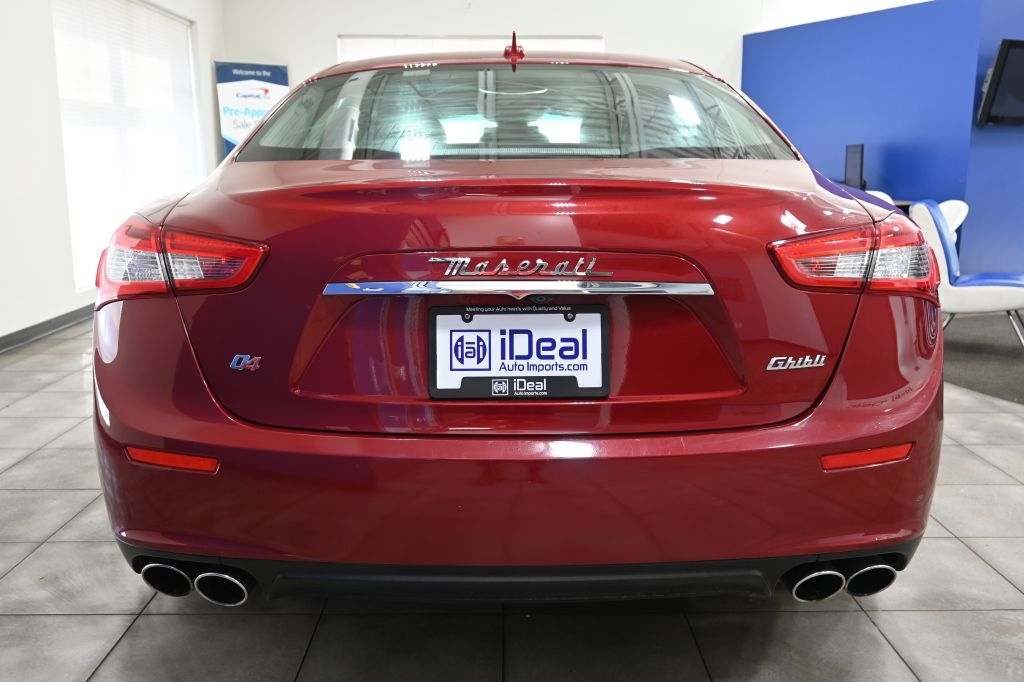 Maserati Ghibli  2015