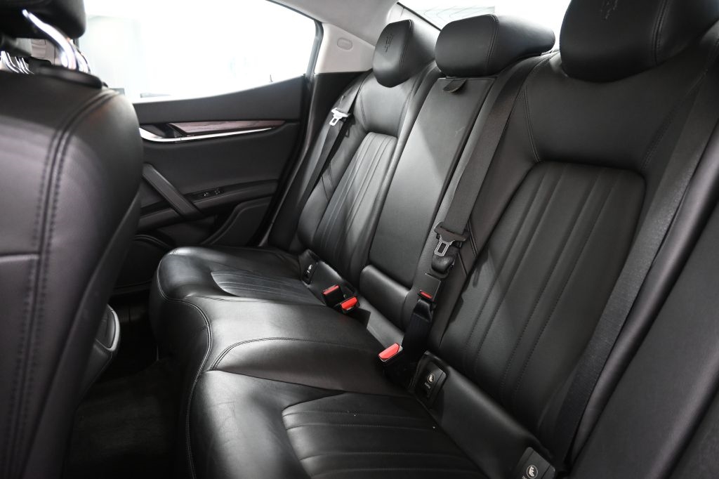 Maserati Ghibli  2015