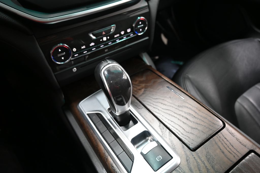 Maserati Ghibli  2015