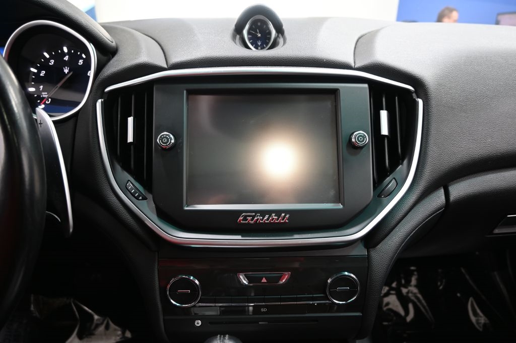 Maserati Ghibli  2015