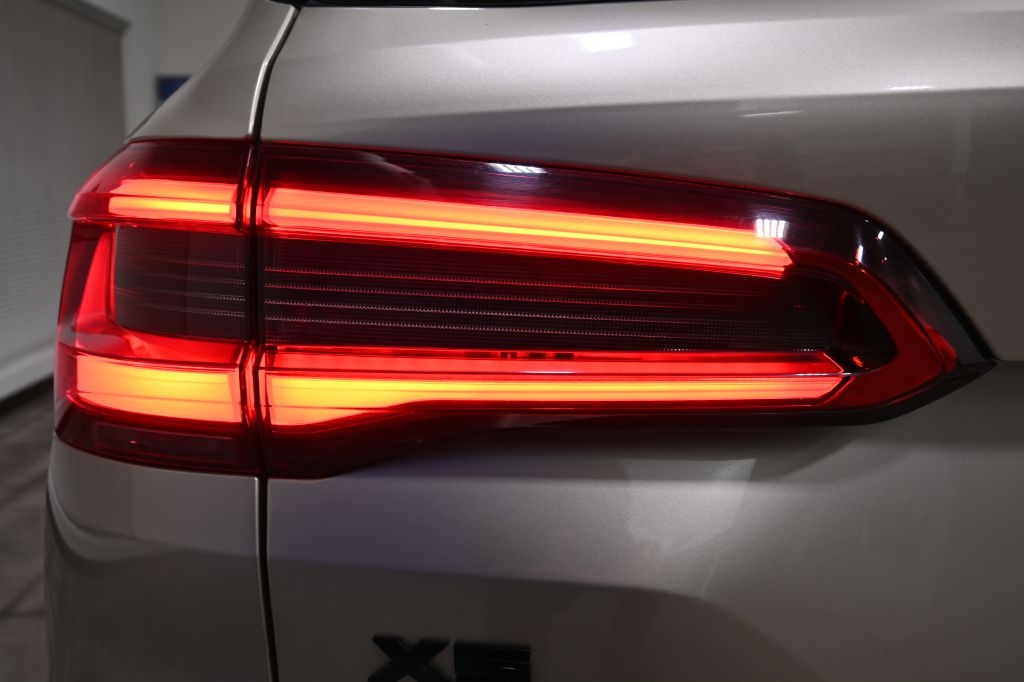 BMW X5  2019