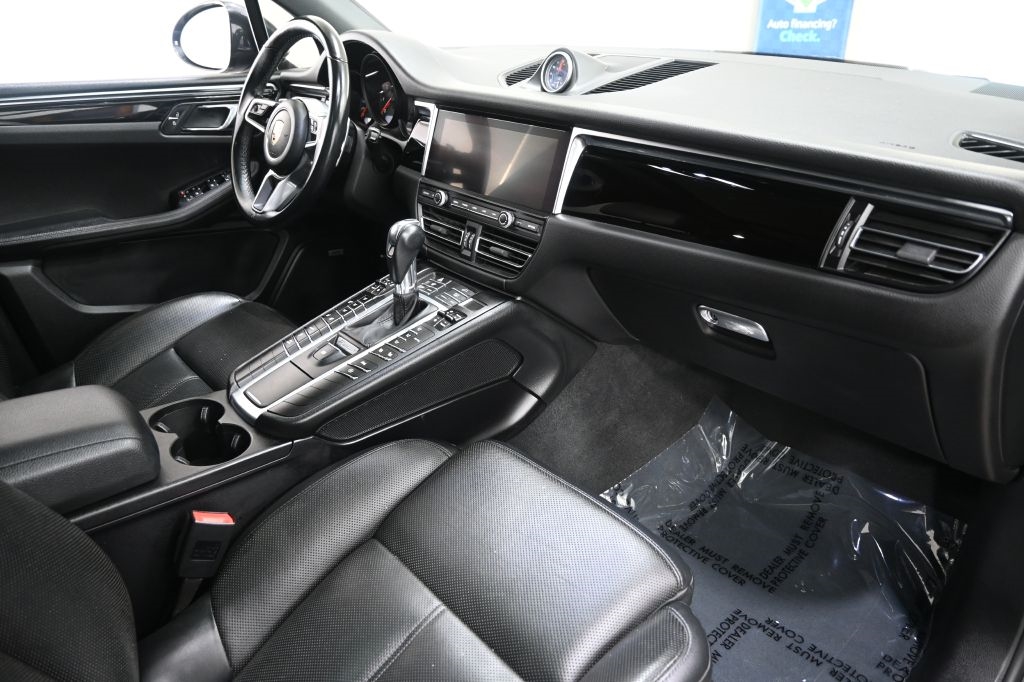 Porsche Macan  2019
