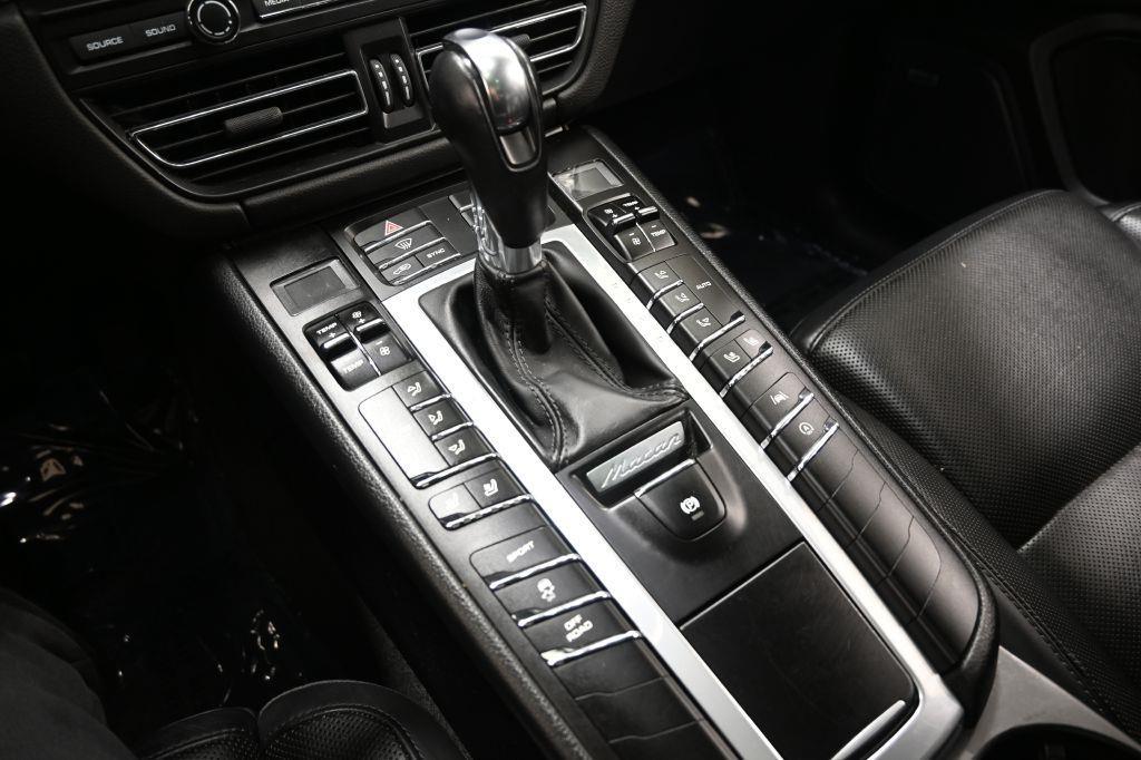 Porsche Macan  2019