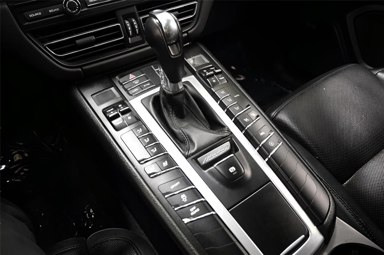Porsche Macan  2019
