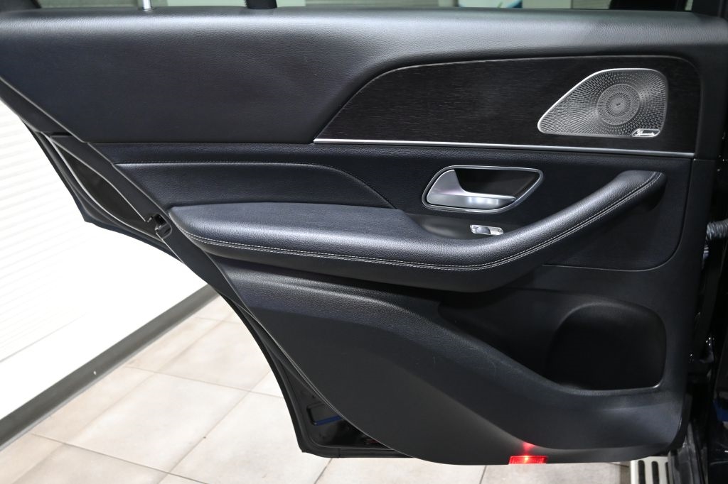 Mercedes-Benz GLE-Class  2021