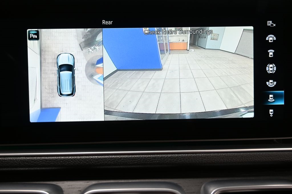 Mercedes-Benz GLE-Class  2021