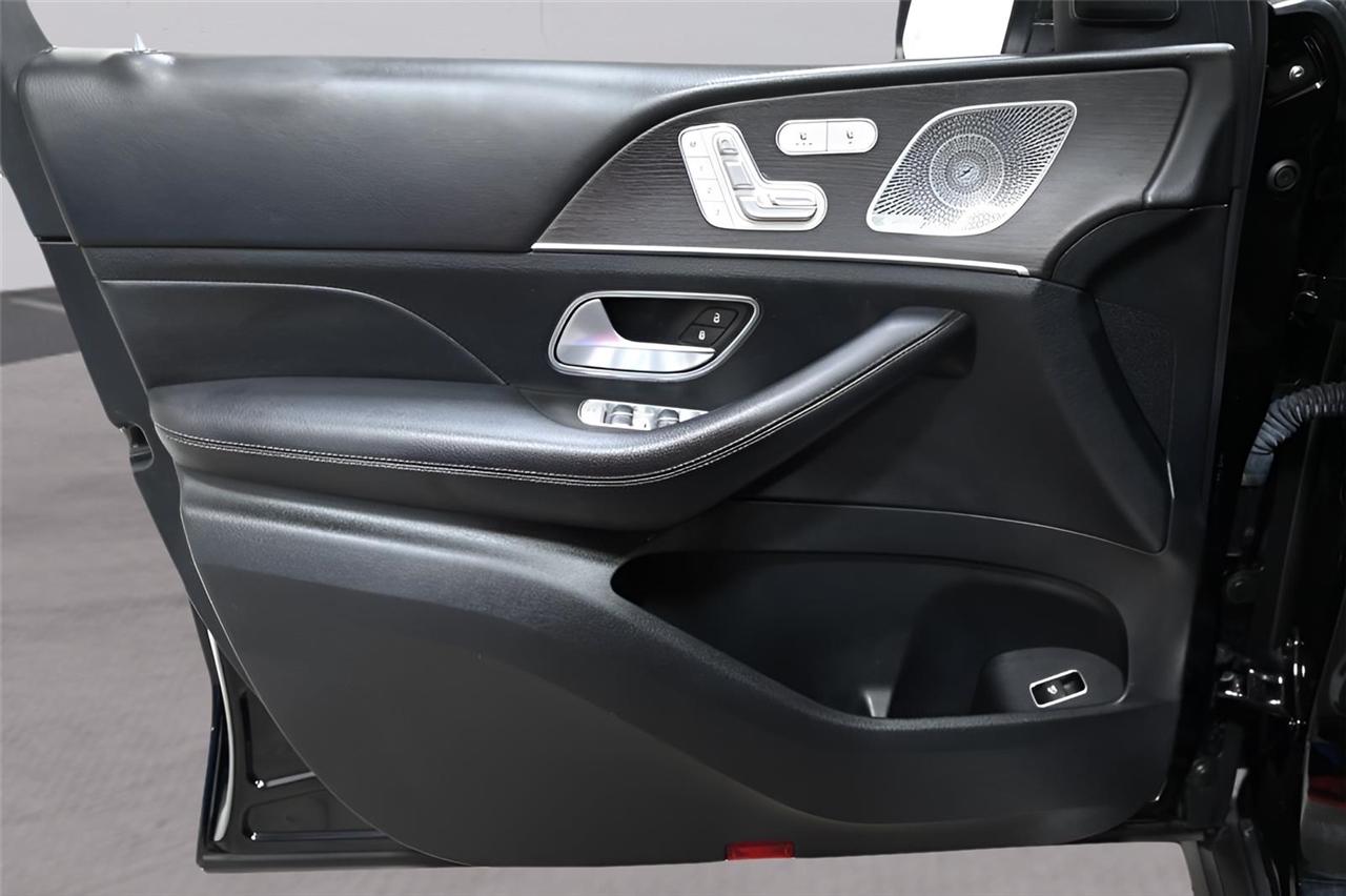 Mercedes-Benz GLE-Class  2021