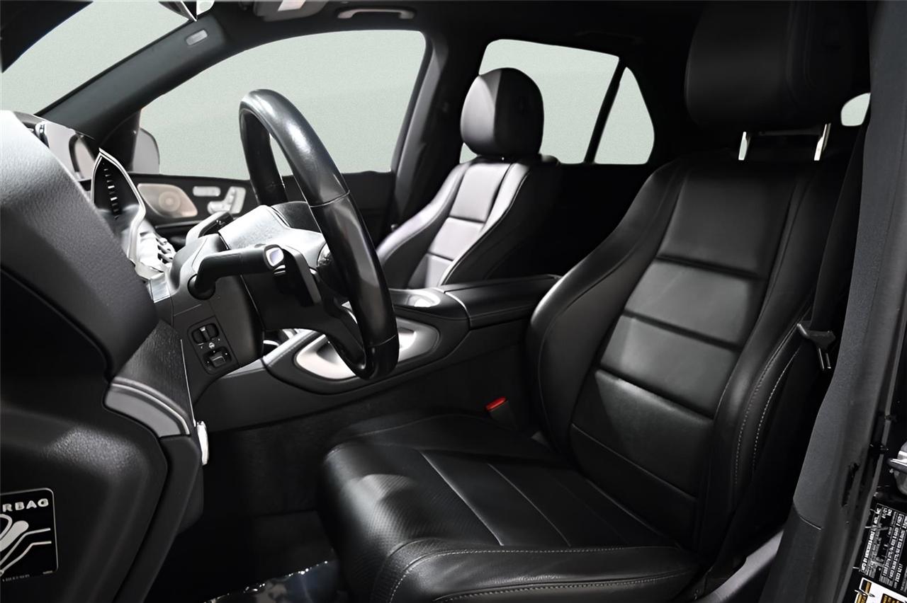 Mercedes-Benz GLE-Class  2021