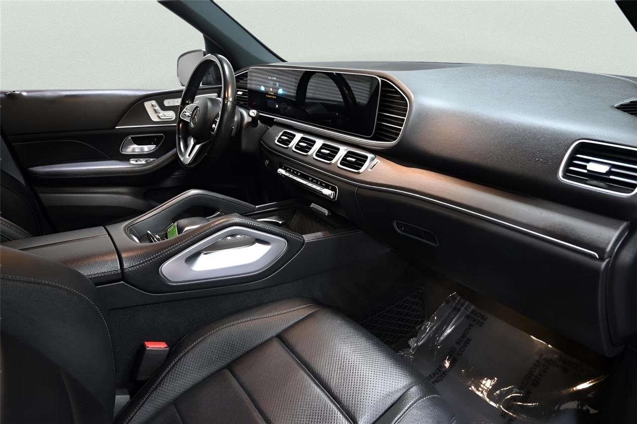 Mercedes-Benz GLE-Class  2021