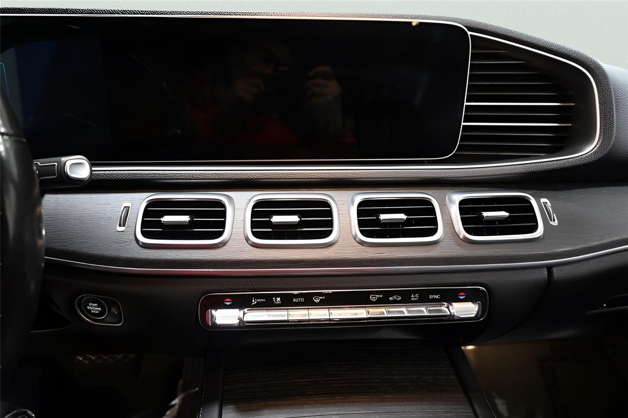 Mercedes-Benz GLE-Class  2021