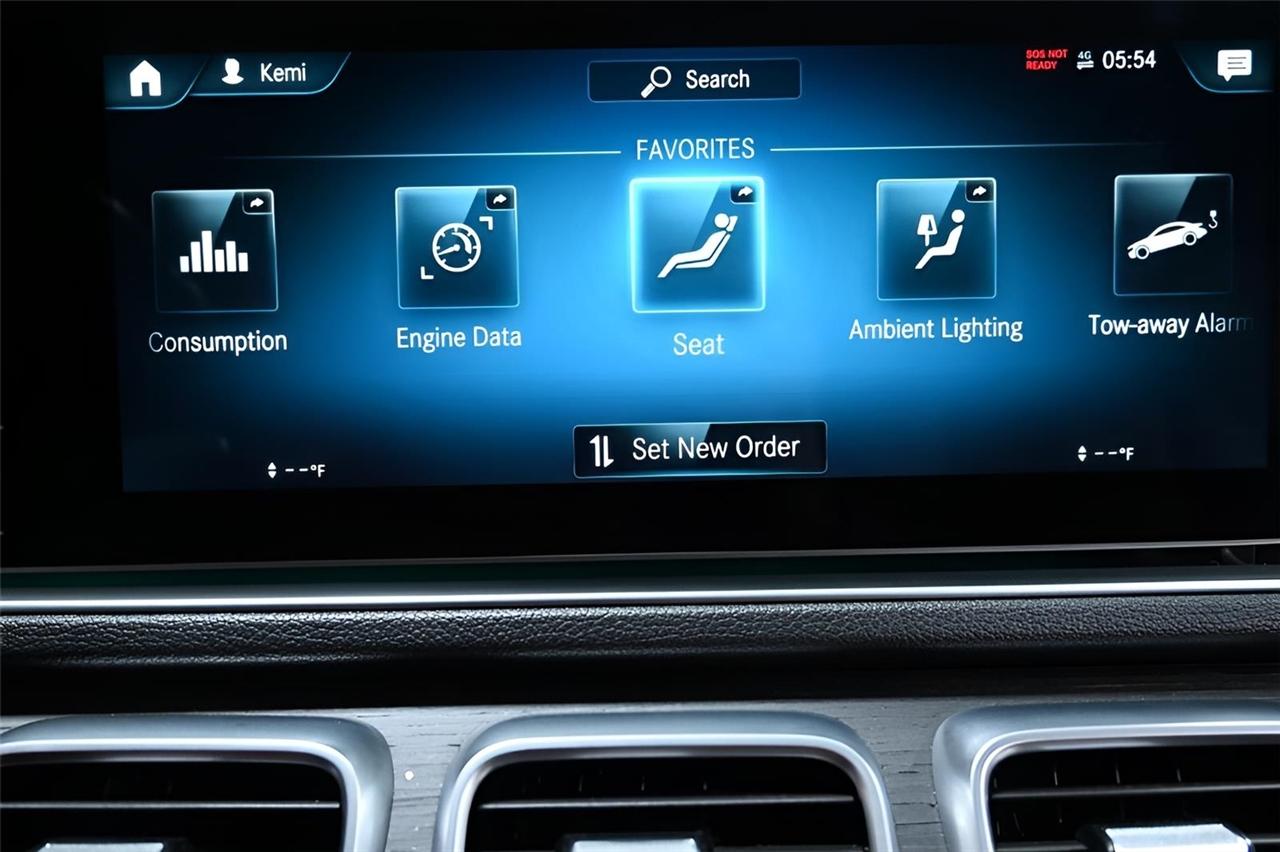 Mercedes-Benz GLE-Class  2021