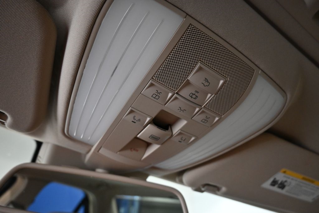 Mercedes-Benz E-Class  2016