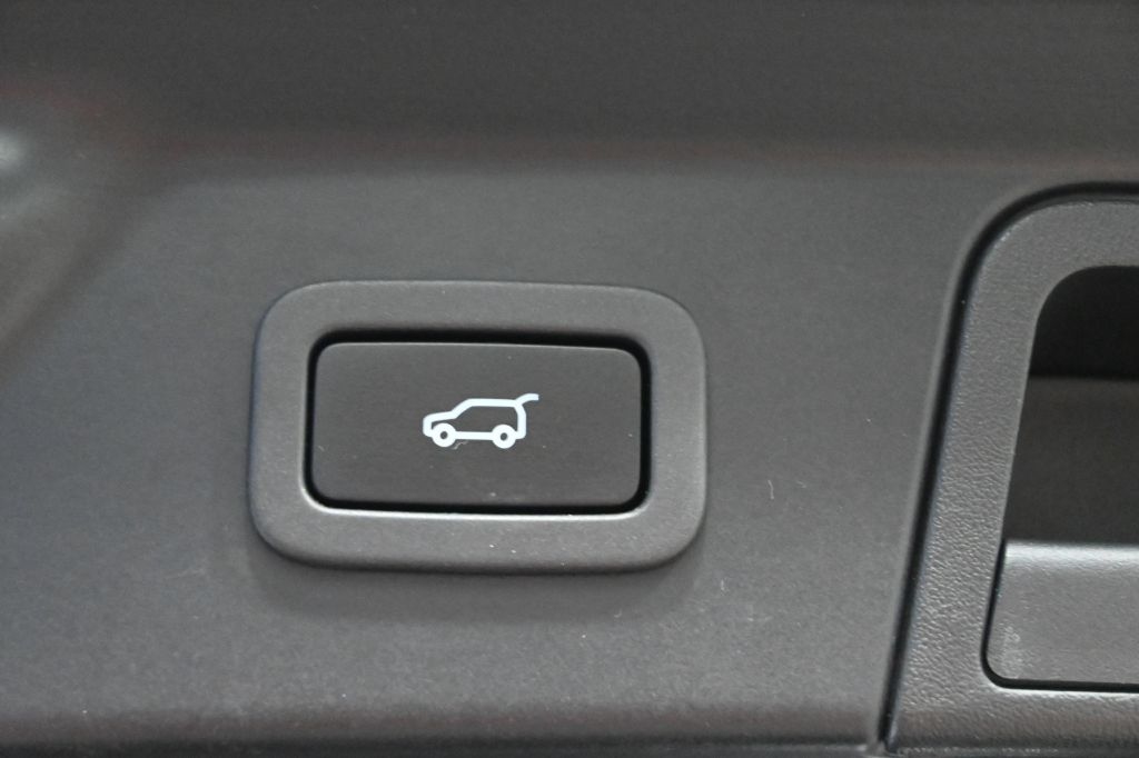 Land Rover Range Rover Velar  2019