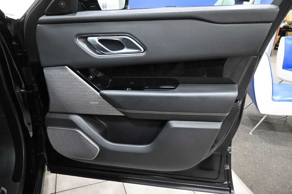 Land Rover Range Rover Velar  2019