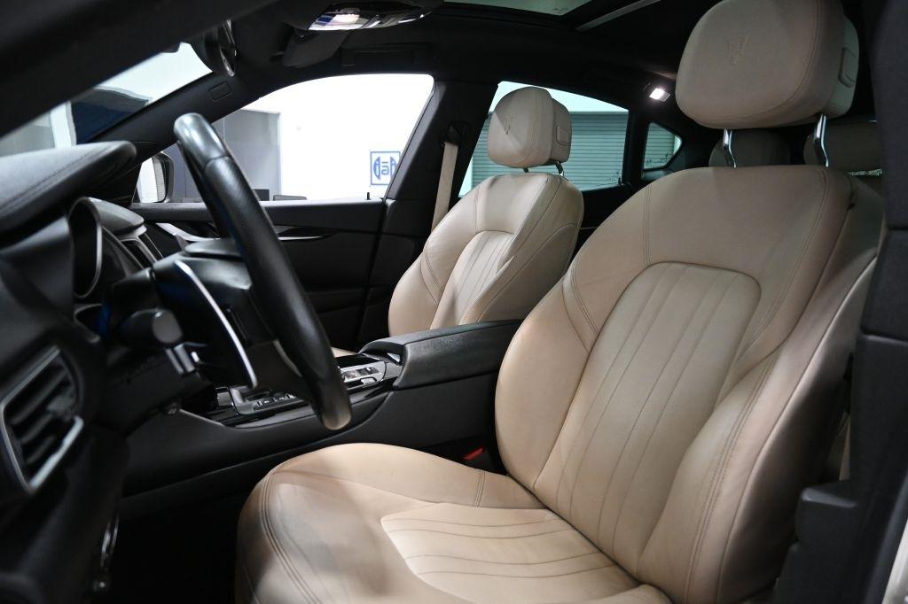 Maserati Levante  2020