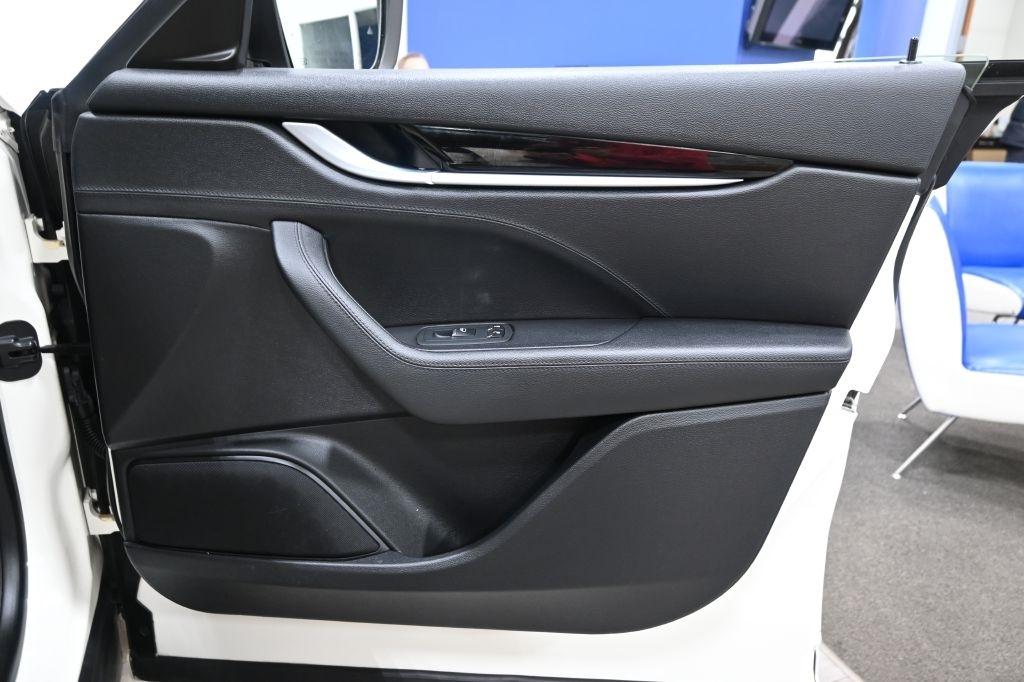 Maserati Levante  2020