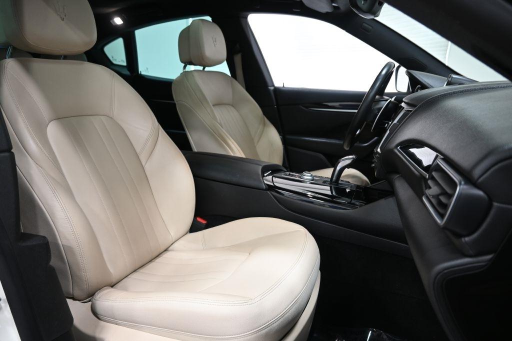 Maserati Levante  2020