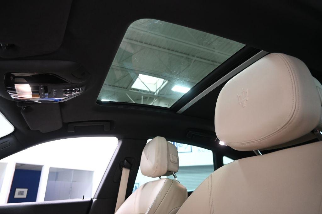 Maserati Levante  2020