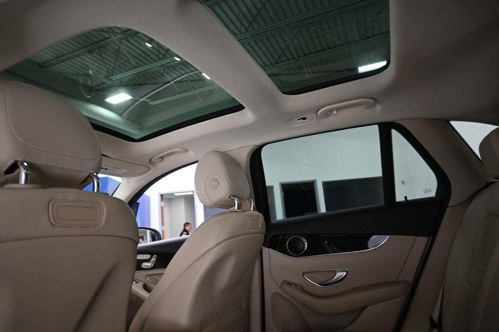 Mercedes-Benz GLC-Class  2019